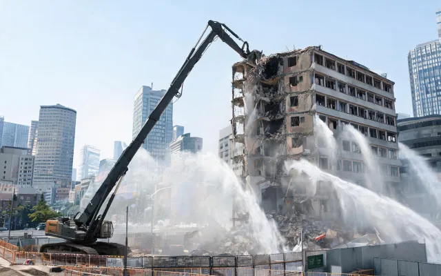 Urban demolition high-reach case